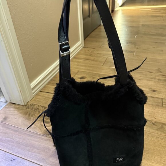 UGG Shearling Trimmed Shoulder Bag - Picture 6 of 8